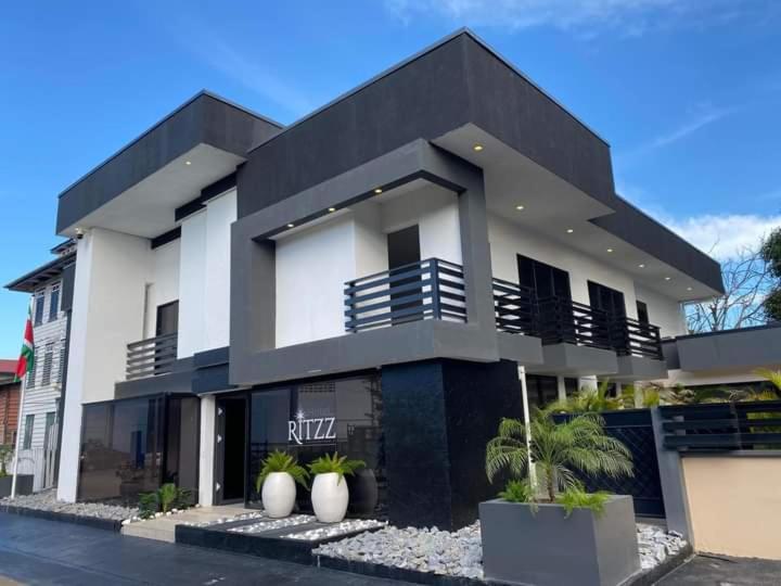 Hotel Ritzz Paramaribo Exterior photo